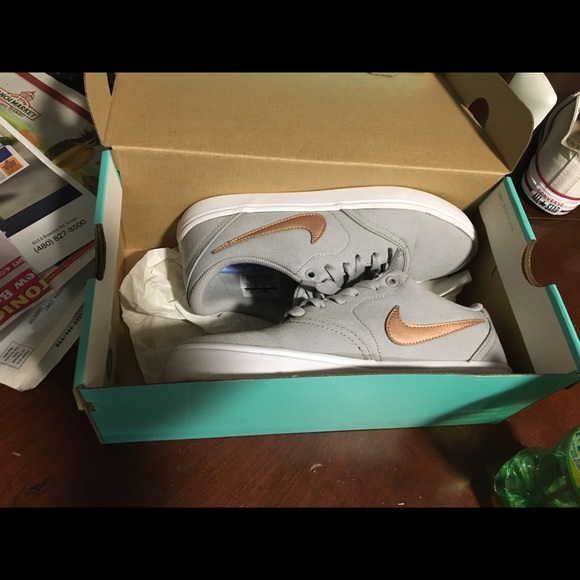 Nike SB canvas Grey men&women NEW - Picture 3 of 3